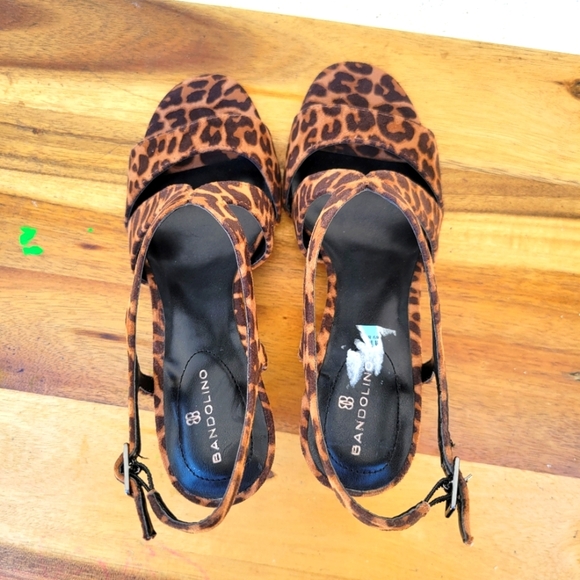 Bandolino Women's Strappy Tamar Sandal Size 5.5 M - Picture 11 of 16